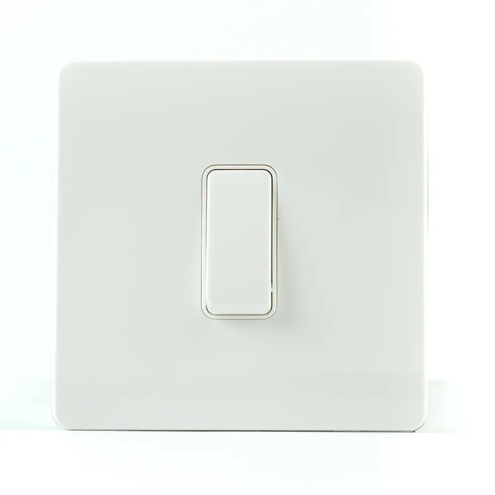 Trilif Switch P01wh 10ax 1g 1w