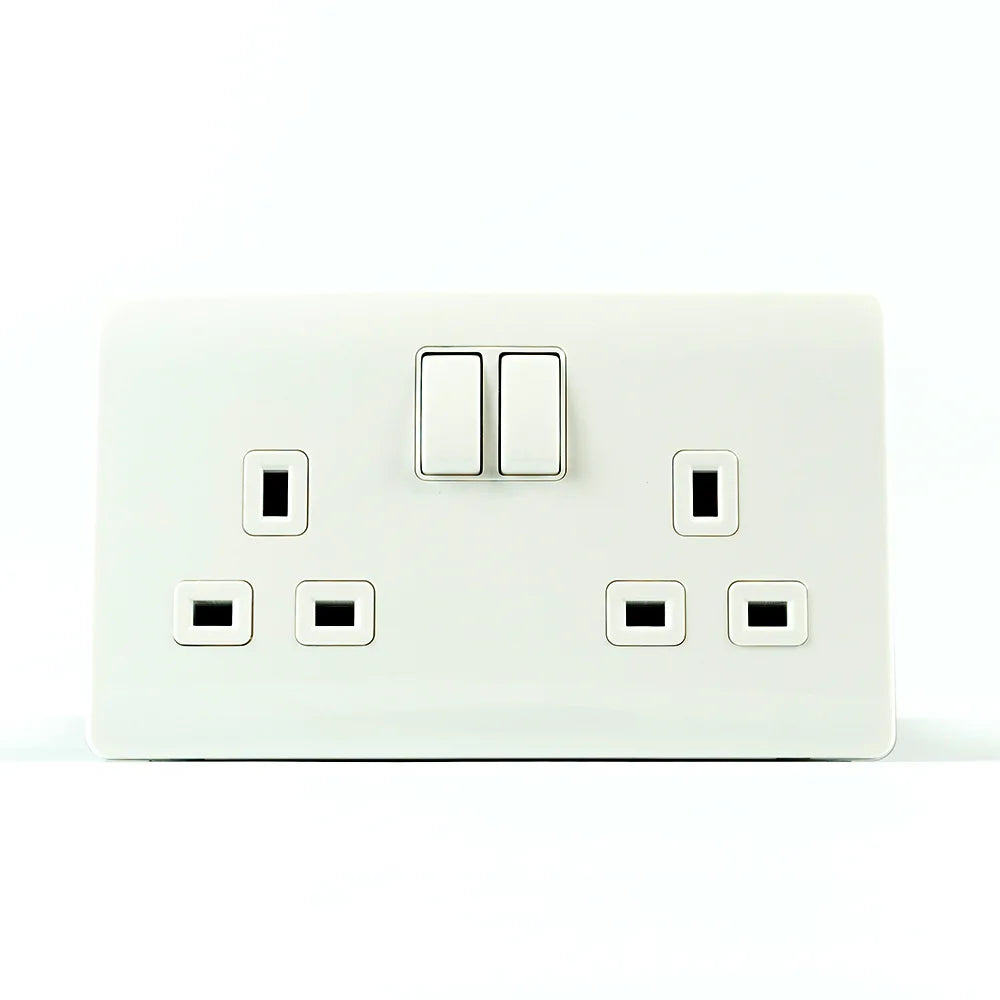 Trilif Switched Socket Outlet 13a 2g
