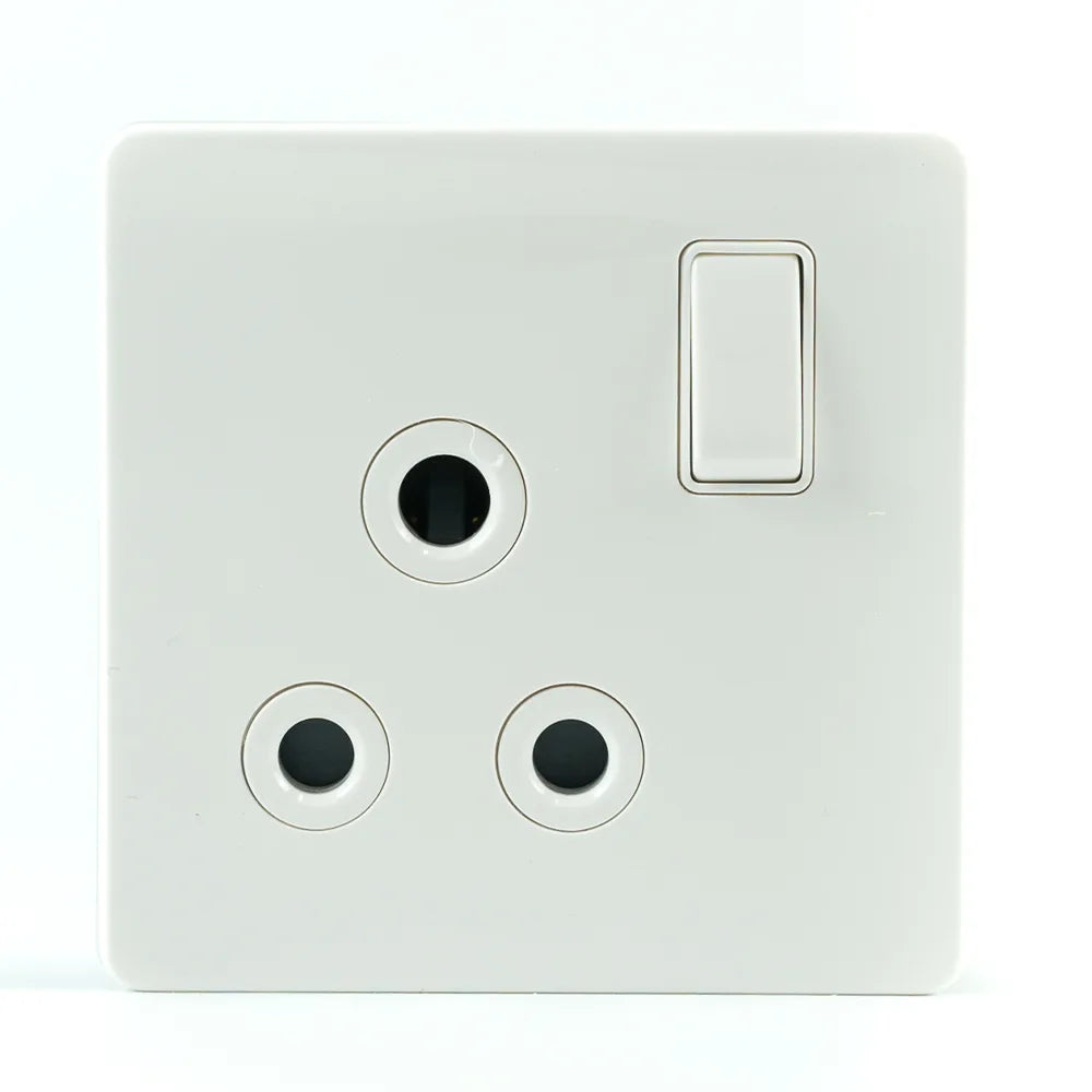 Trilif Switched Socket Outlet 15a 1g