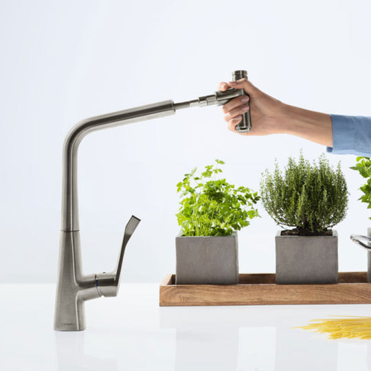 Metris Select M71 Single lever kitchen mixer 320, pull-out chrome