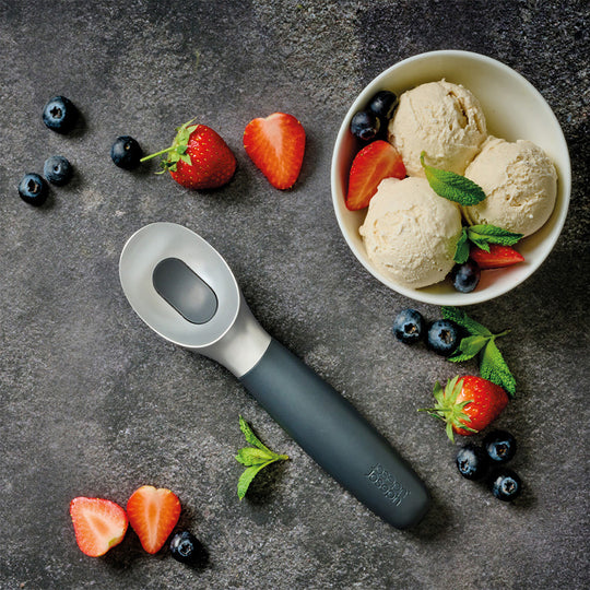 Joseph Joseph Elevate Icecream Scoop Grey