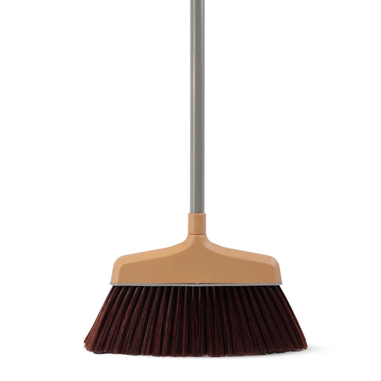 Broom with handle brown 1318