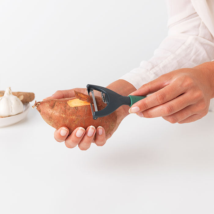 Brabantia Food Y-Peeler Plus Zester Fir Green Tasty+