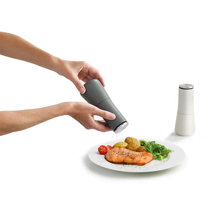 Milltop Non-spill salt &amp; pepper mill set