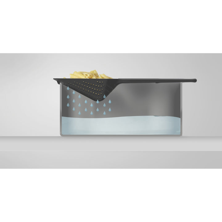 Joseph Joseph Scoop™ Plus Colander - Grey/Green