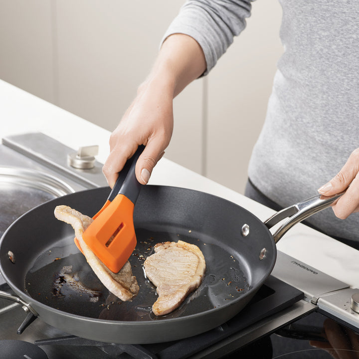 Joseph Joseph Turner Tongs - Grey/Orange