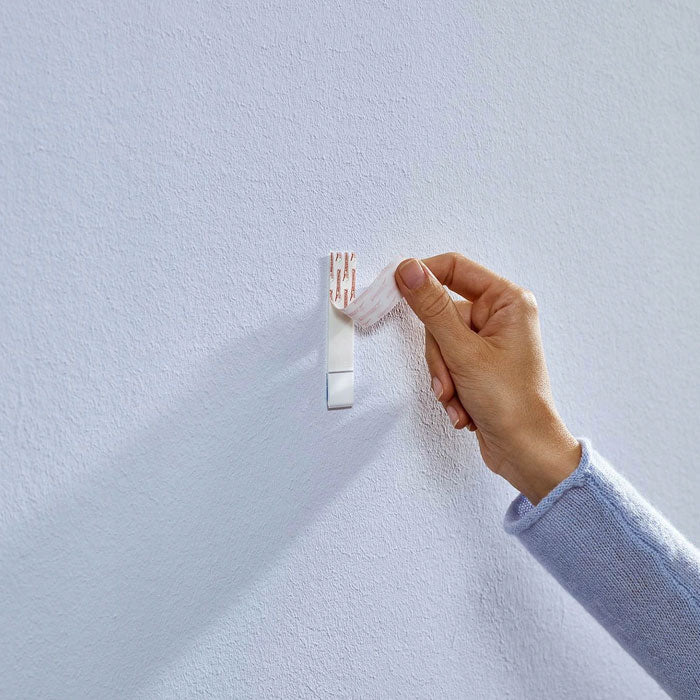 Tesa Adhesive Nail For Wallpaper Blister Upto 2kg