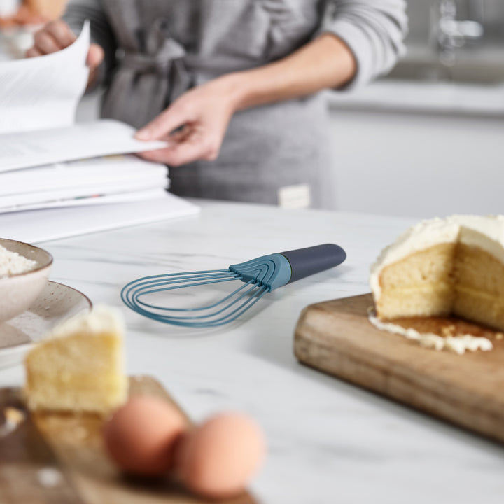 Joseph Joseph Twist™ 2-in-1 Whisk - Sky