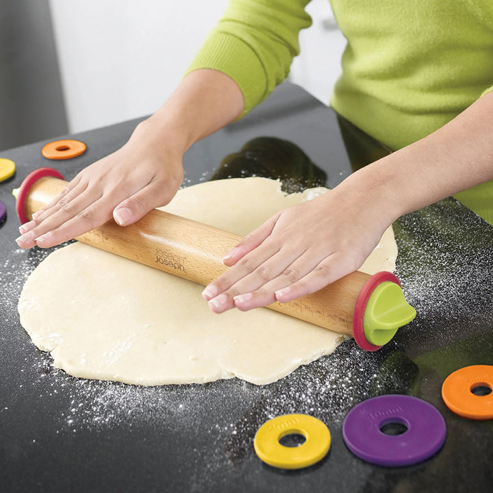 Joseph Joseph Adjustable Rolling Pin With Measuring Rings