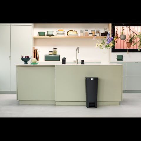 Brabantia StepUp Pedal Bin 40L Dark Grey 800023