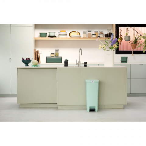 Brabantia StepUp Pedal Bin 40L Jade Green 800108
